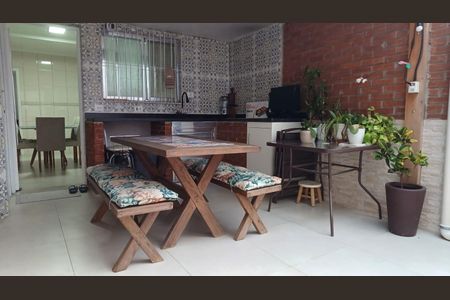 Casa à venda com 2 quartos, 143m² em Vila Isolina Mazzei, São Paulo