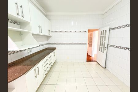Apartamento à venda com 128m², 3 quartos e 1 vaga