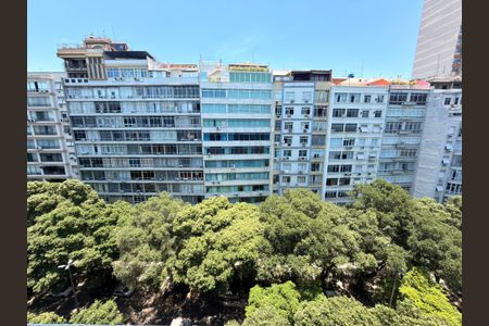 Apartamento à venda com 128m², 3 quartos e 1 vaga