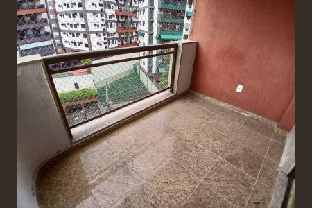 Apartamento à venda com 80m², 2 quartos e 1 vaga
