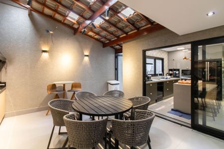 Casa à venda com 150m², 4 quartos e 4 vagasArea Gourmet