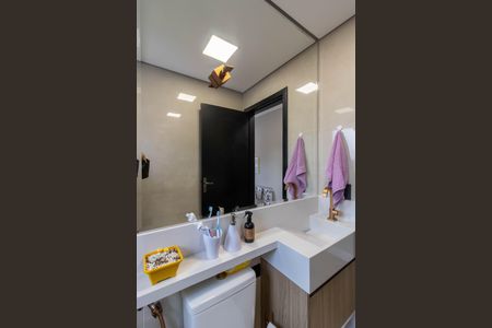 Casa à venda com 150m², 4 quartos e 4 vagasBanheiro da Suíte 2