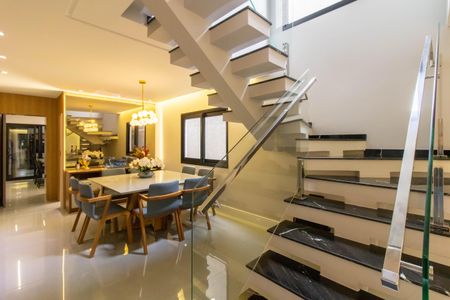 Sala de Jantar de casa à venda com 4 quartos, 150m² em Casa1, Guarulhos