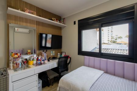 Casa à venda com 150m², 4 quartos e 4 vagasSuíte 2