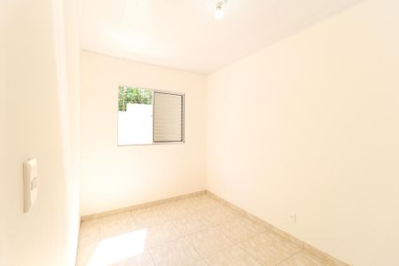 Quarto 2 de casa para alugar com 2 quartos, 65m² em Vila Maria, São Paulo