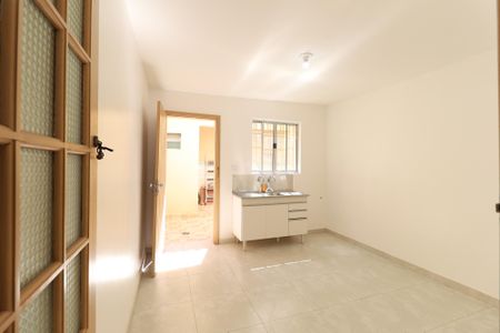 Casa para alugar com 65m², 2 quartos e sem vaga Casa para alugar com 65m², 2 quartos e sem vagaCozinha