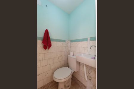 Casa para alugar com 65m², 2 quartos e sem vaga Casa para alugar com 65m², 2 quartos e sem vagaBanheiro de Serviço