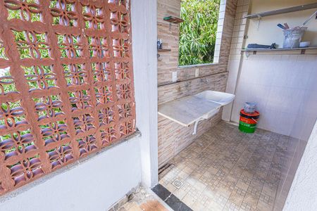 Apartamento para alugar com 110m², 3 quartos e 1 vagaÁrea de serviço