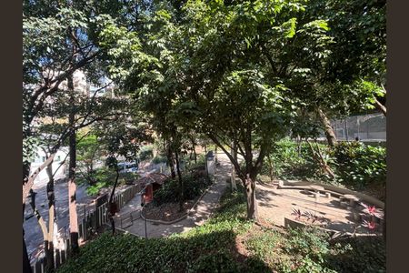 Casa à venda com 600m², 5 quartos e 10 vagasVista dos quartos