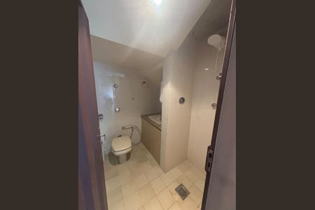 Casa à venda com 600m², 5 quartos e 10 vagasbanheiro garagem