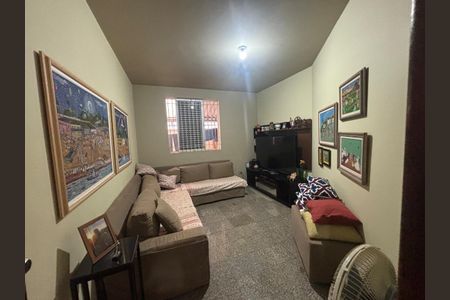 Casa à venda com 600m², 5 quartos e 10 vagasSala de TV