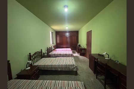 Casa à venda com 600m², 5 quartos e 10 vagasSegundo Quarto