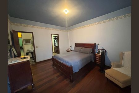 Casa à venda com 600m², 5 quartos e 10 vagasQuarto Suíte