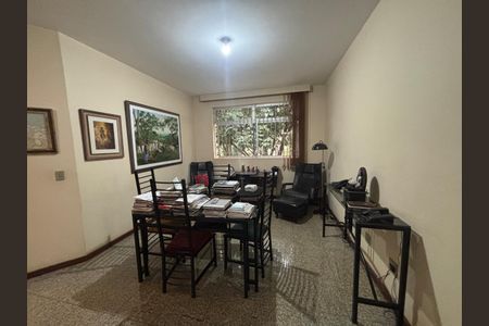 Casa à venda com 600m², 5 quartos e 10 vagasSala de reunião