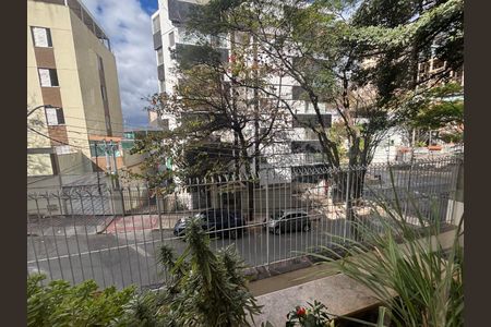 Casa à venda com 600m², 5 quartos e 10 vagasVista dos quartos