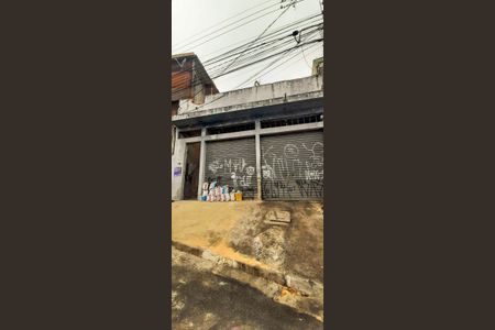 Casa para alugar com 90m², 2 quartos e sem vaga Casa para alugar com 90m², 2 quartos e sem vagaFachada