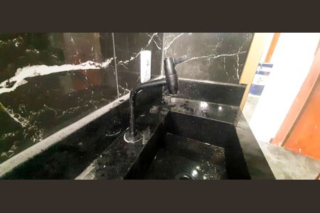 Casa para alugar com 90m², 2 quartos e sem vaga Casa para alugar com 90m², 2 quartos e sem vagaBanheiro Social