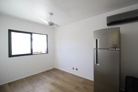 Apartamento à venda com 82m², 3 quartos e 1 vagaSuíte 