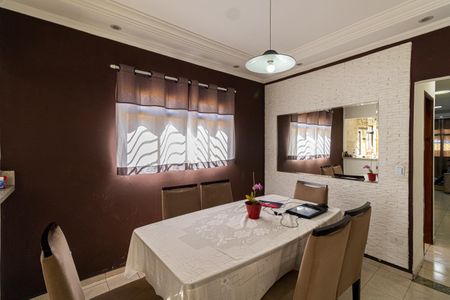 Casa à venda com 300m², 3 quartos e 4 vagasCozinha