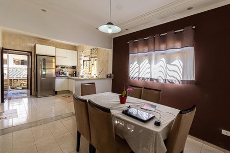 Casa à venda com 300m², 3 quartos e 4 vagasCozinha