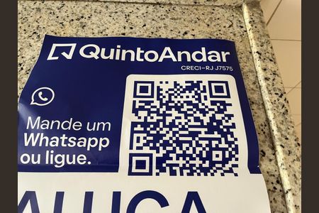 Apartamento à venda com 74m², 2 quartos e 1 vaga Apartamento à venda com 74m², 2 quartos e 1 vagaPlaca