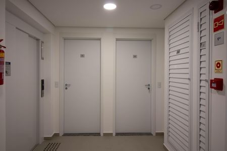 Apartamento à venda com 64m², 2 quartos e 1 vagaHall de entrada