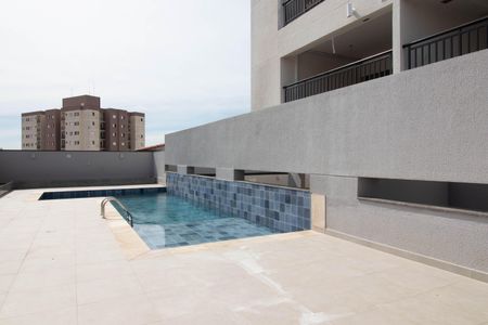 Apartamento à venda com 64m², 2 quartos e 1 vagaÁrea comum - Piscina