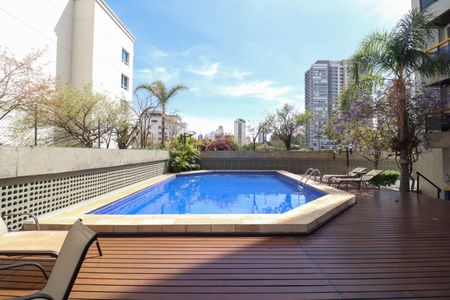 Apartamento para alugar com 130m², 3 quartos e 2 vagasÁrea Comum - Piscina