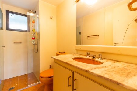 Apartamento para alugar com 130m², 3 quartos e 2 vagasBanheiro Social