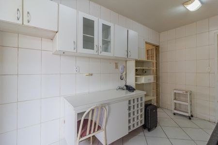 Apartamento para alugar com 130m², 3 quartos e 2 vagasCozinha