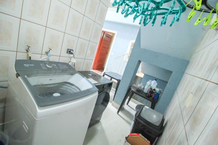 Casa para alugar com 144m², 4 quartos e 2 vagas