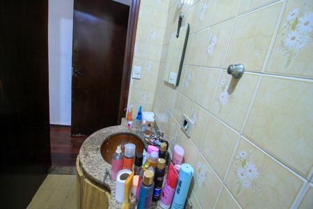 Casa para alugar com 144m², 4 quartos e 2 vagas