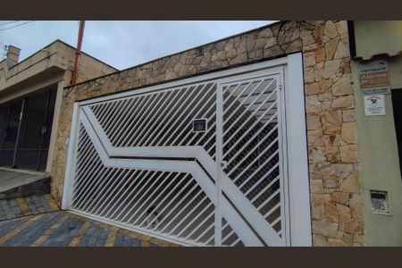 Casa para alugar com 144m², 4 quartos e 2 vagas