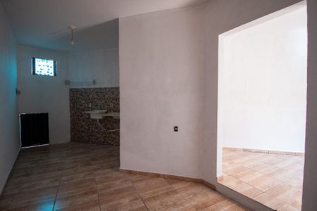 Sala de kitnet/studio para alugar com 1 quarto, 38m² em Parque Vitoria Regia, Sorocaba