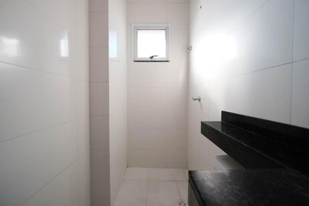 Apartamento à venda com 75m², 2 quartos e 1 vagaBanheiro
