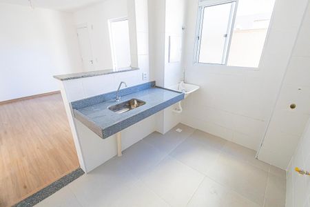 Apartamento à venda com 60m², 2 quartos e 1 vaga Apartamento à venda com 60m², 2 quartos e 1 vagaCozinha
