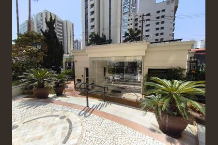 Apartamento para alugar com 171m², 4 quartos e 4 vagasEntrada e Fachada