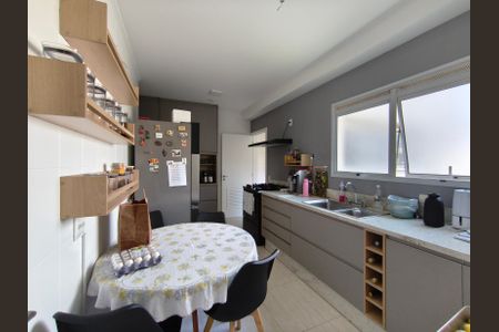 Apartamento para alugar com 171m², 4 quartos e 4 vagasCozinha