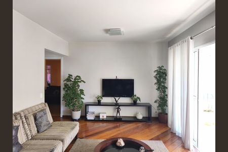 Sala 1 de apartamento para alugar com 4 quartos, 171m² em Chácara Klabin, São Paulo