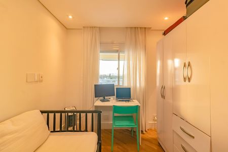 Apartamento para alugar com 77m², 2 quartos e 1 vagaQuarto