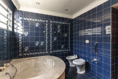 Apartamento à venda com 222m², 3 quartos e 1 vagaBanheiro da Suíte