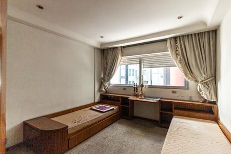 Apartamento à venda com 222m², 3 quartos e 1 vagaQuarto