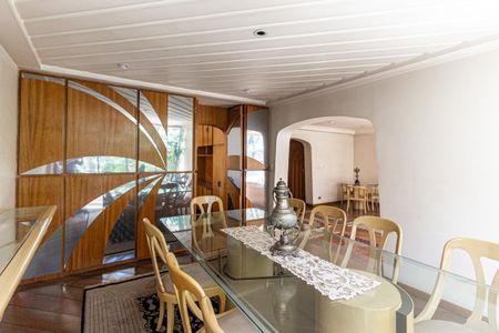 Apartamento à venda com 222m², 3 quartos e 1 vagaSala de Jantar