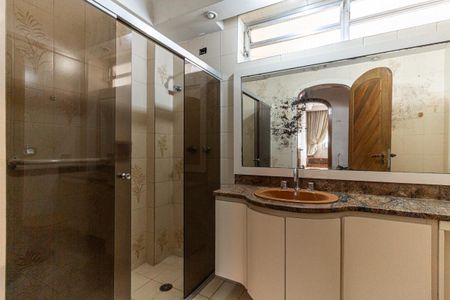 Apartamento à venda com 222m², 3 quartos e 1 vagaBanheiro