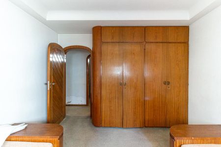 Apartamento à venda com 222m², 3 quartos e 1 vagaQuarto