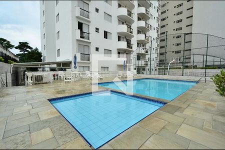 Apartamento para alugar com 115m², 4 quartos e 2 vagasÁrea comum - Piscina