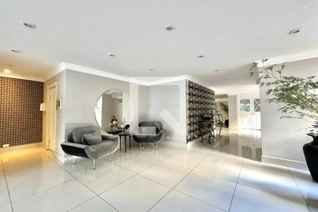 Apartamento para alugar com 115m², 4 quartos e 2 vagasHall social