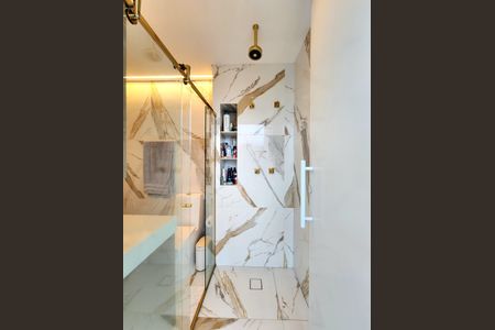 Apartamento à venda com 134m², 2 quartos e 2 vagasBanheiro da Suíte 2