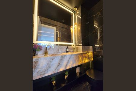 Apartamento à venda com 134m², 2 quartos e 2 vagasLavabo