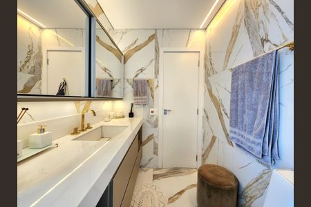 Apartamento à venda com 134m², 2 quartos e 2 vagasBanheiro da Suíte 2